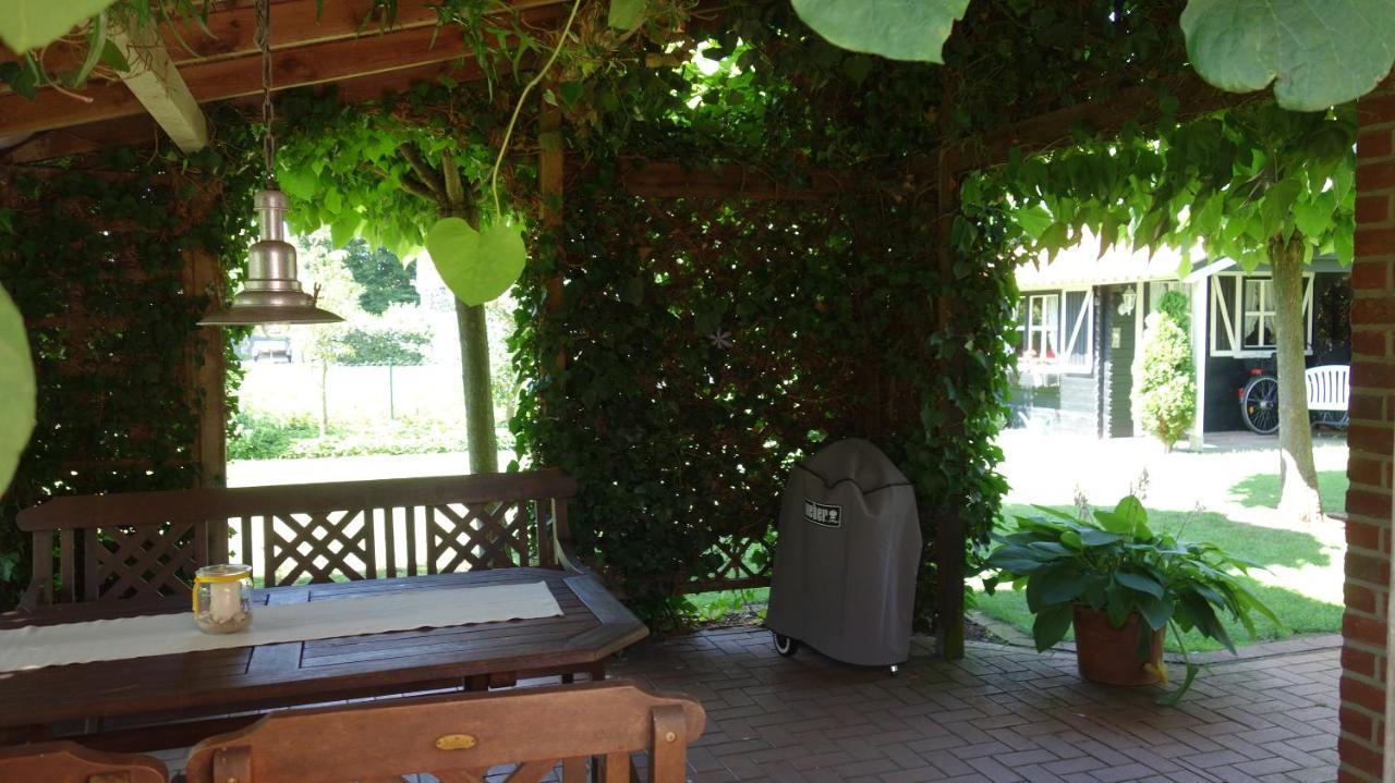 Ferienhaus Schwalbenrast レンブルッフ エクステリア 写真