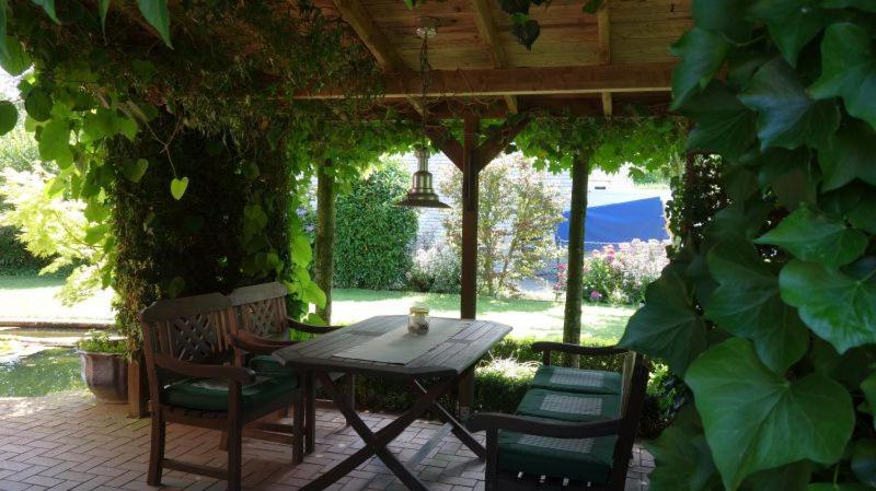 Ferienhaus Schwalbenrast レンブルッフ エクステリア 写真